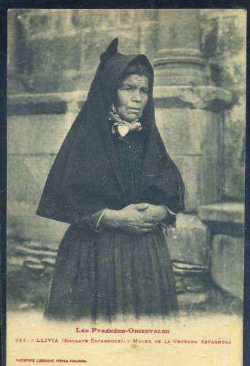 POSTAL ANTIGUA DE GERONA - 381 LLIVIA ( ENCLAVE ESPAGNOLE ) MUJER DE LA CERDANA ESPAGNOLA