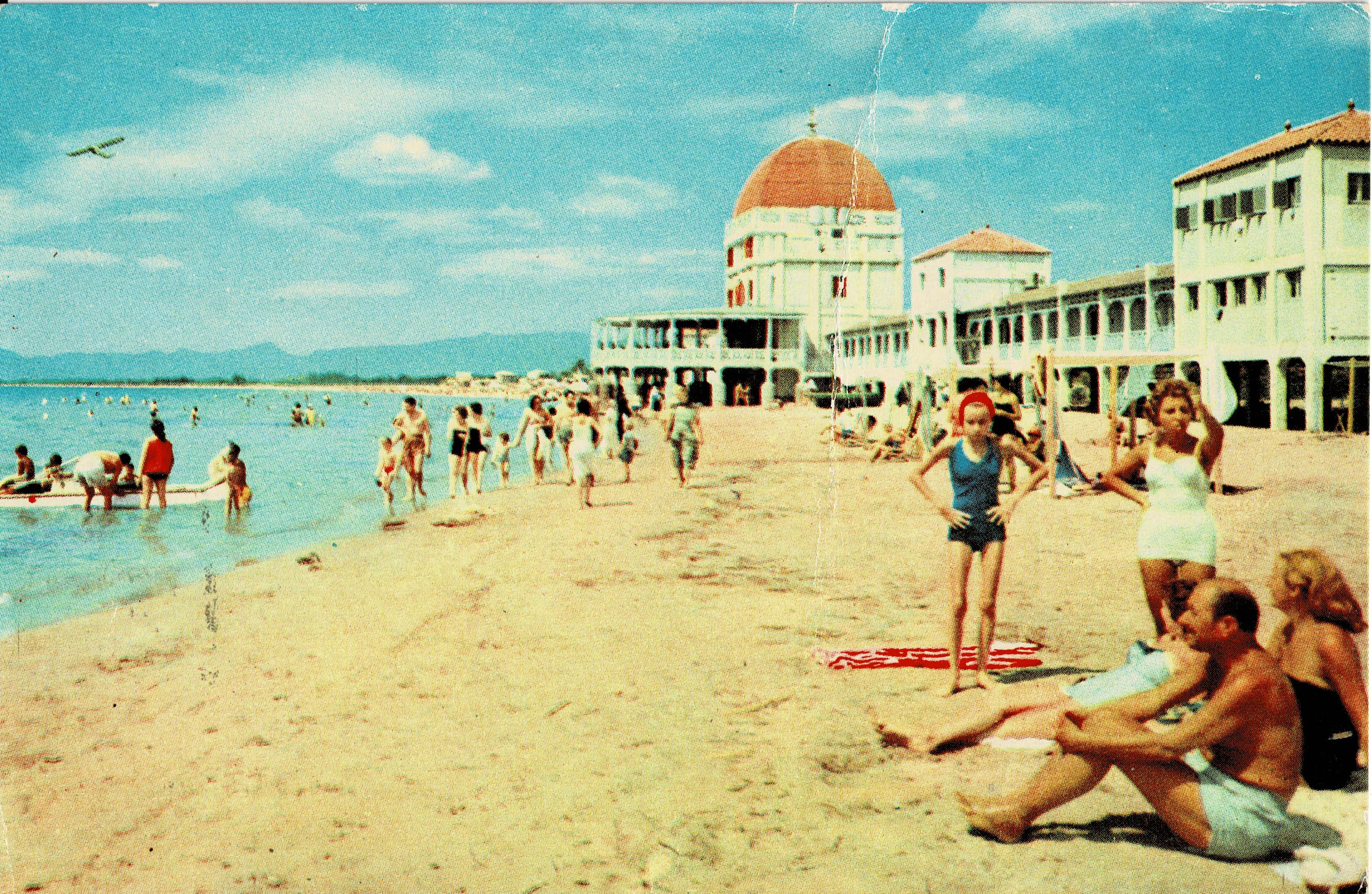 POSTAL MODERNA DE CATALUÑA. SALOU. LA PLAYA. BALNEARIO. HOTEL RESTAURANTE