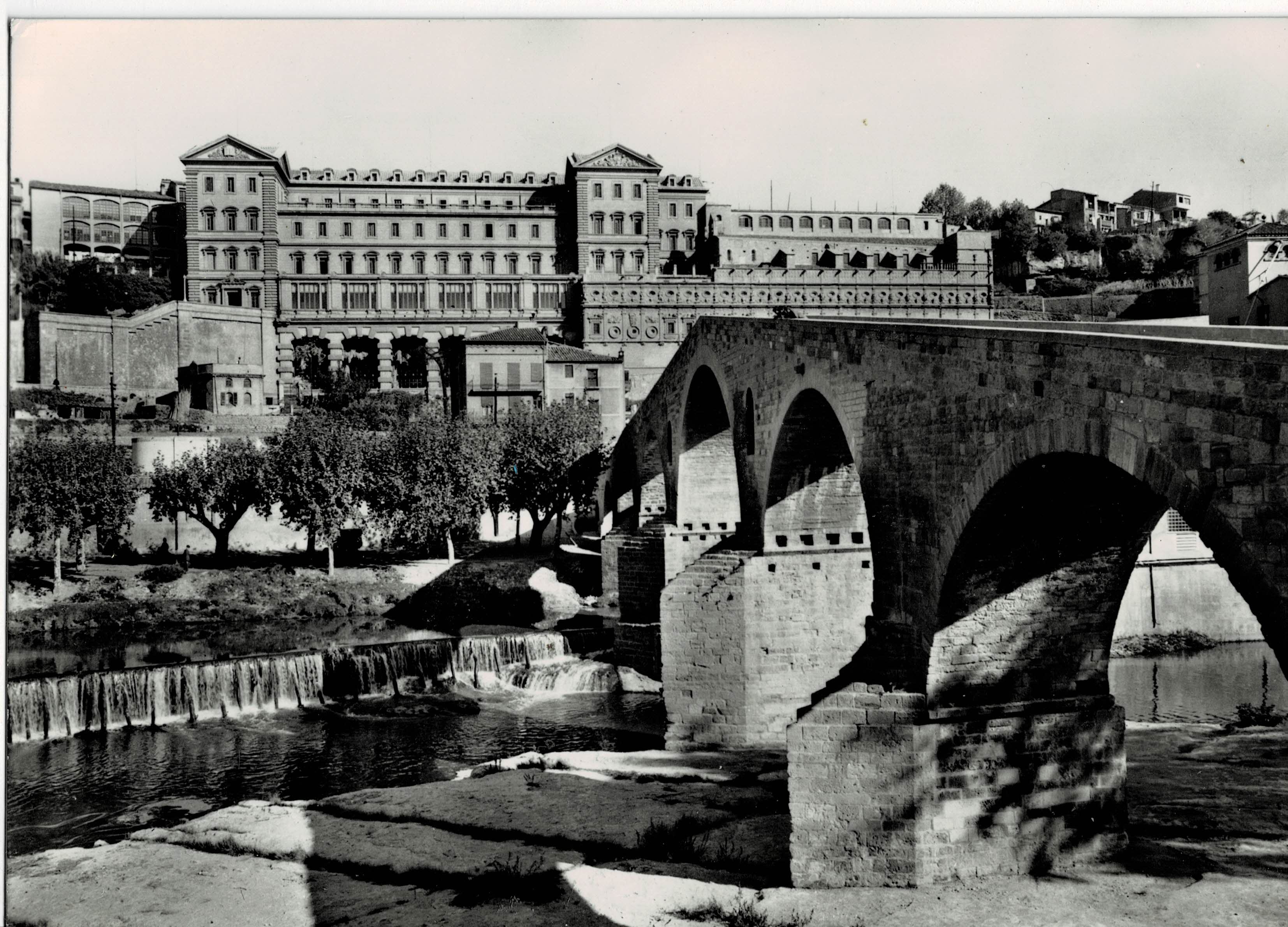 POSTAL MODERNA DE CATALUÑA. MANRESA. PUENTE Y SANTA CUEVA