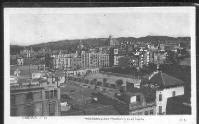 POSTAL DE GERONA Nº 48 - PANORAMICA CON MONTJUICH EN EL FONDO