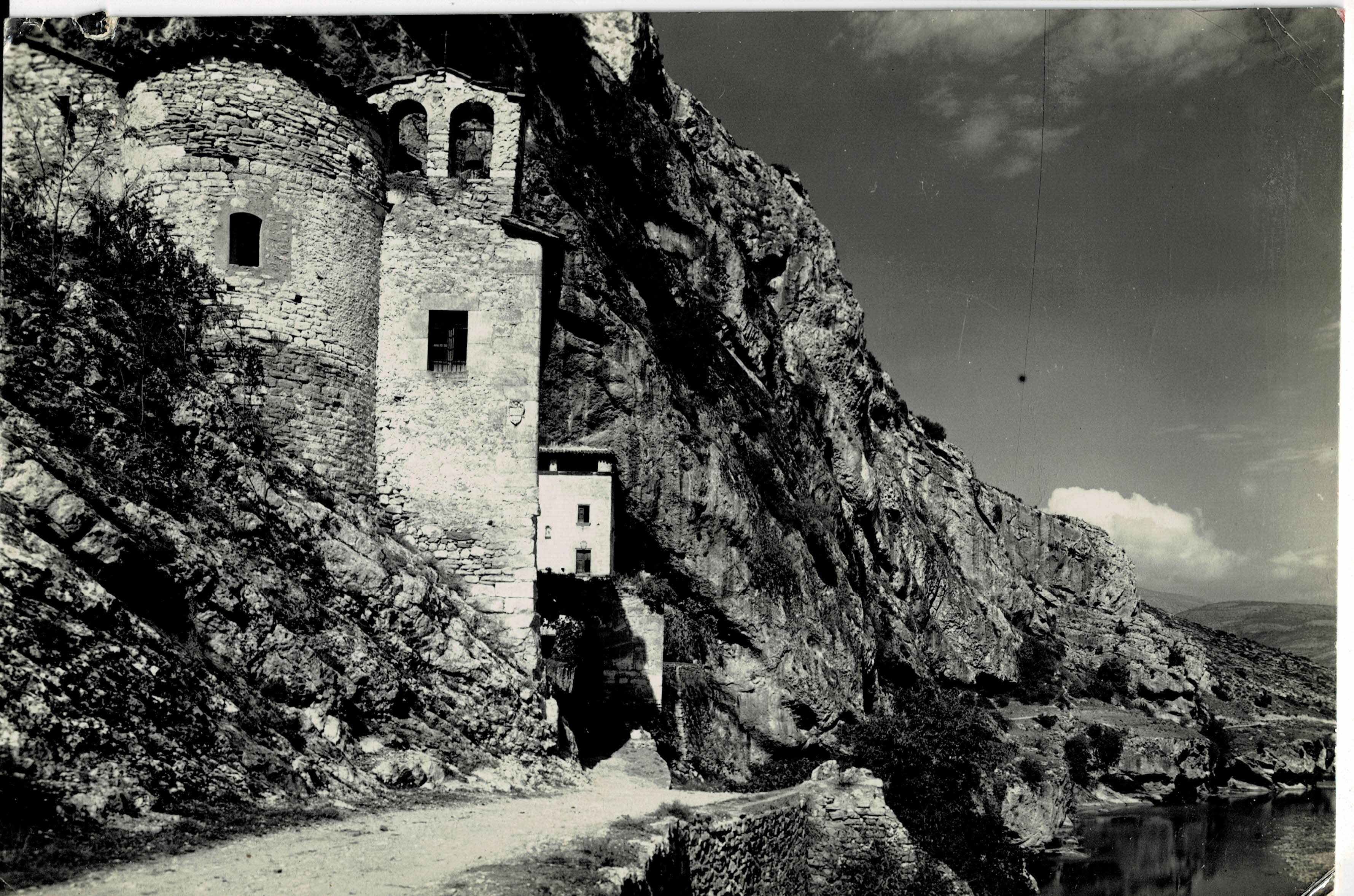 POSTAL MODERNA DE CATALUÑA. ARTESA DE SEGRE. ERMITA DE SALGAR