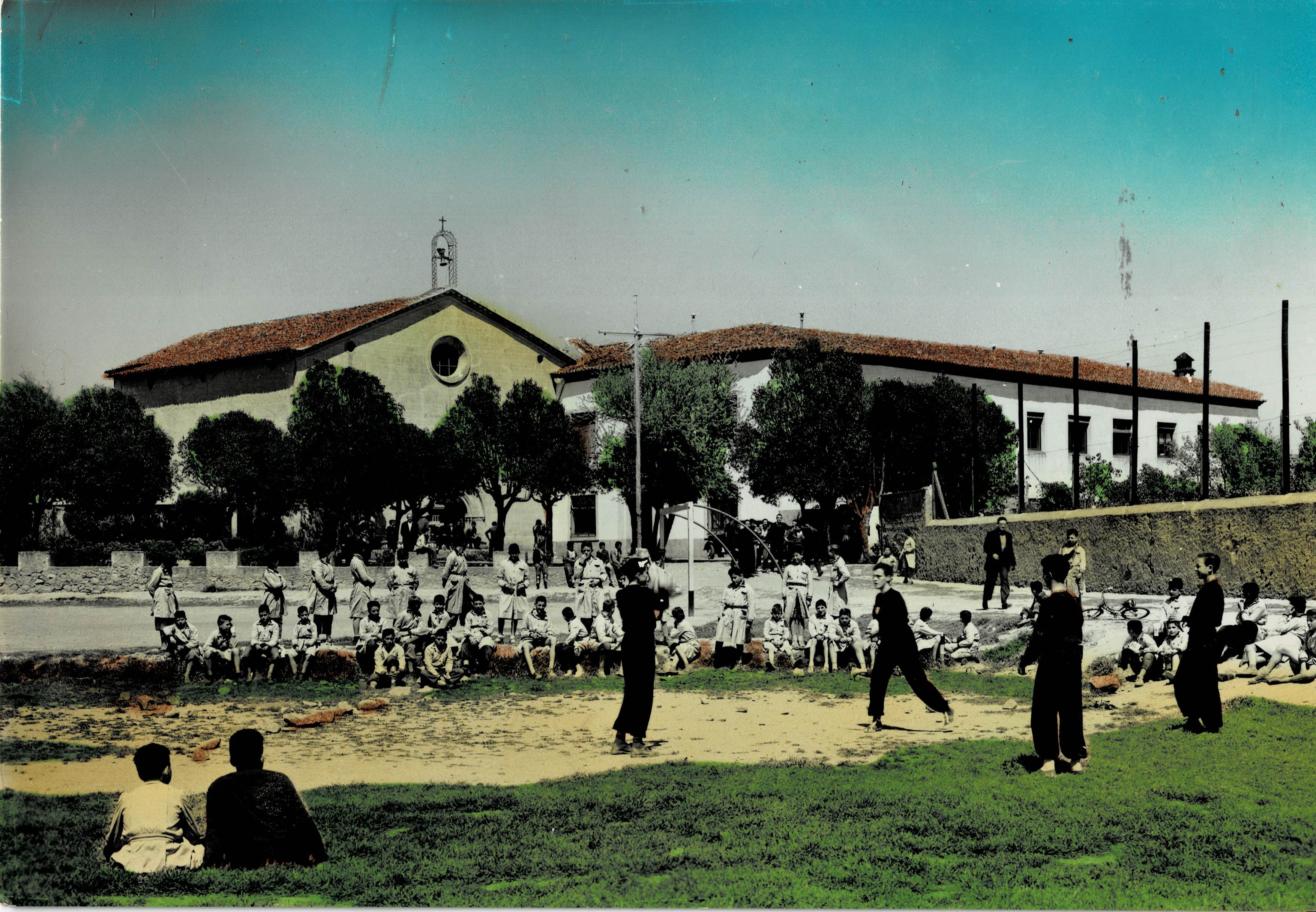 POSTAL MODERNA DE CATALUÑA. MONTBLANCH. COLEGIO DE NTRA. SRA. DE LA MERCED
