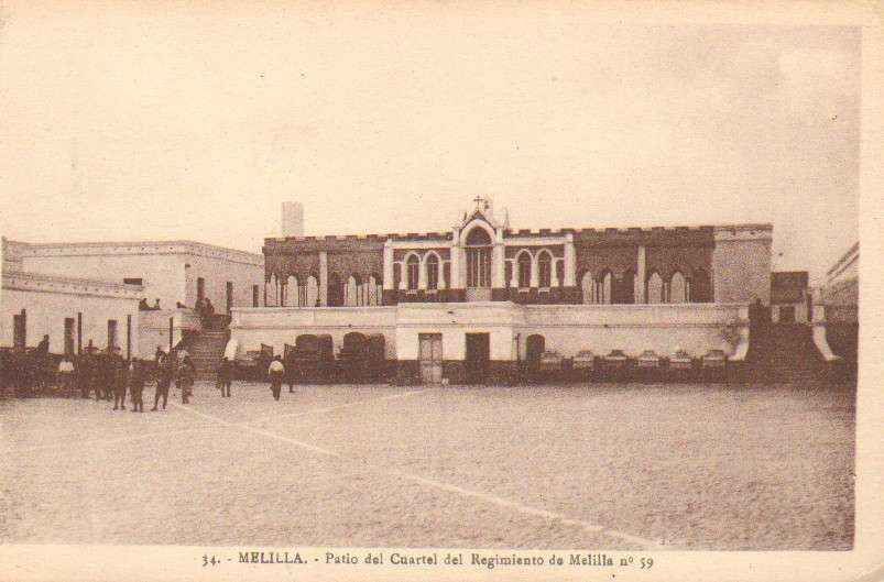 POSTAL DE MELILLA. Nº 59. PATIO DEL CUARTEL DEL REGIMIENTO DE MELILLA.