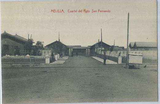 POSTAL DE MELILLA. CUARTEL DEL REGIMIENTO SAN FERNANDO