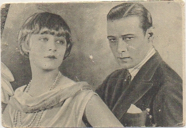 TARJETA POSTAL DE CINE. GRETA NISSEN Y VALENTINO. OBSEQUIO CHOC. AMATLLER Nº 12