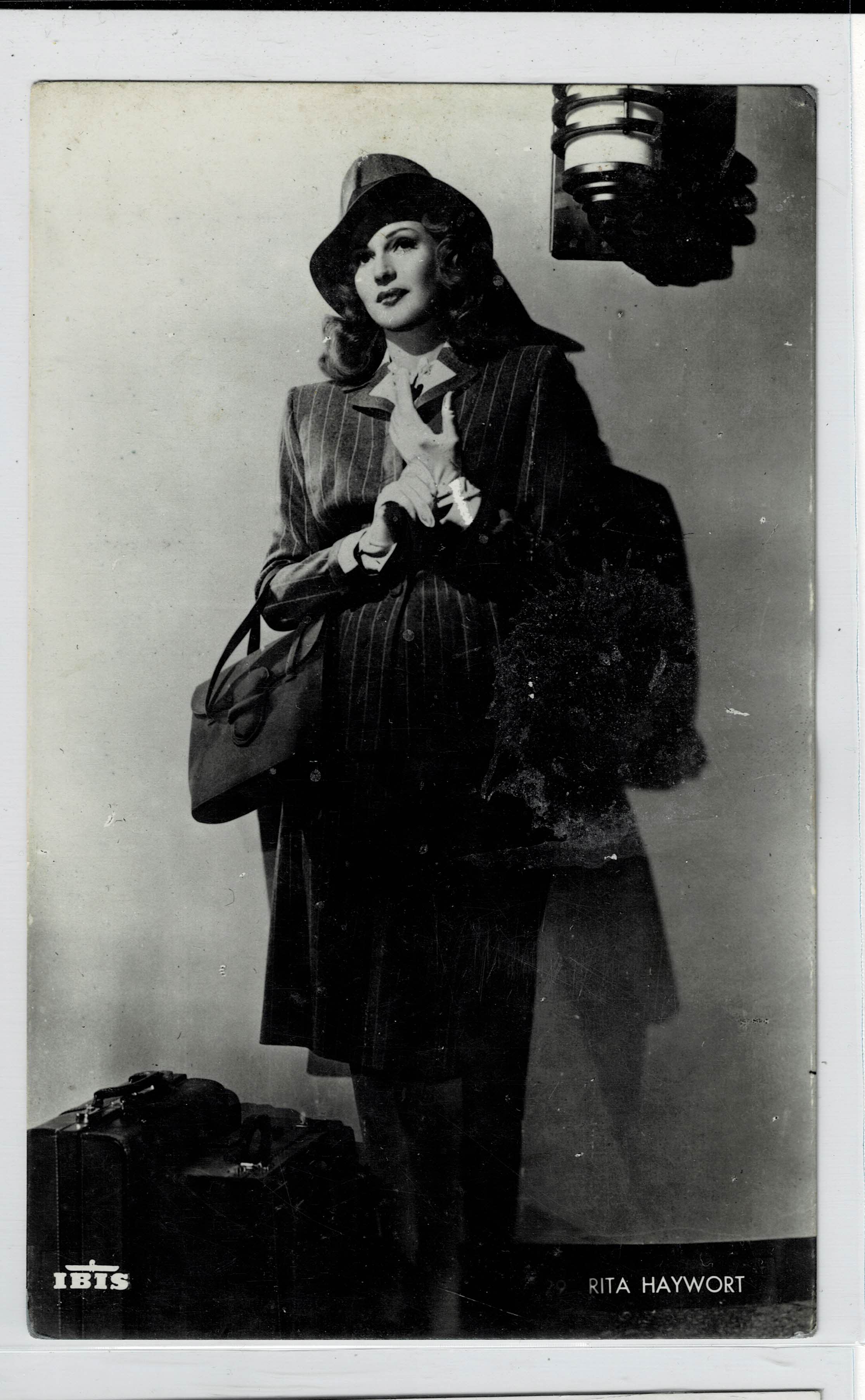 POSTAL DE CINE: DE RITA HAYWORTH