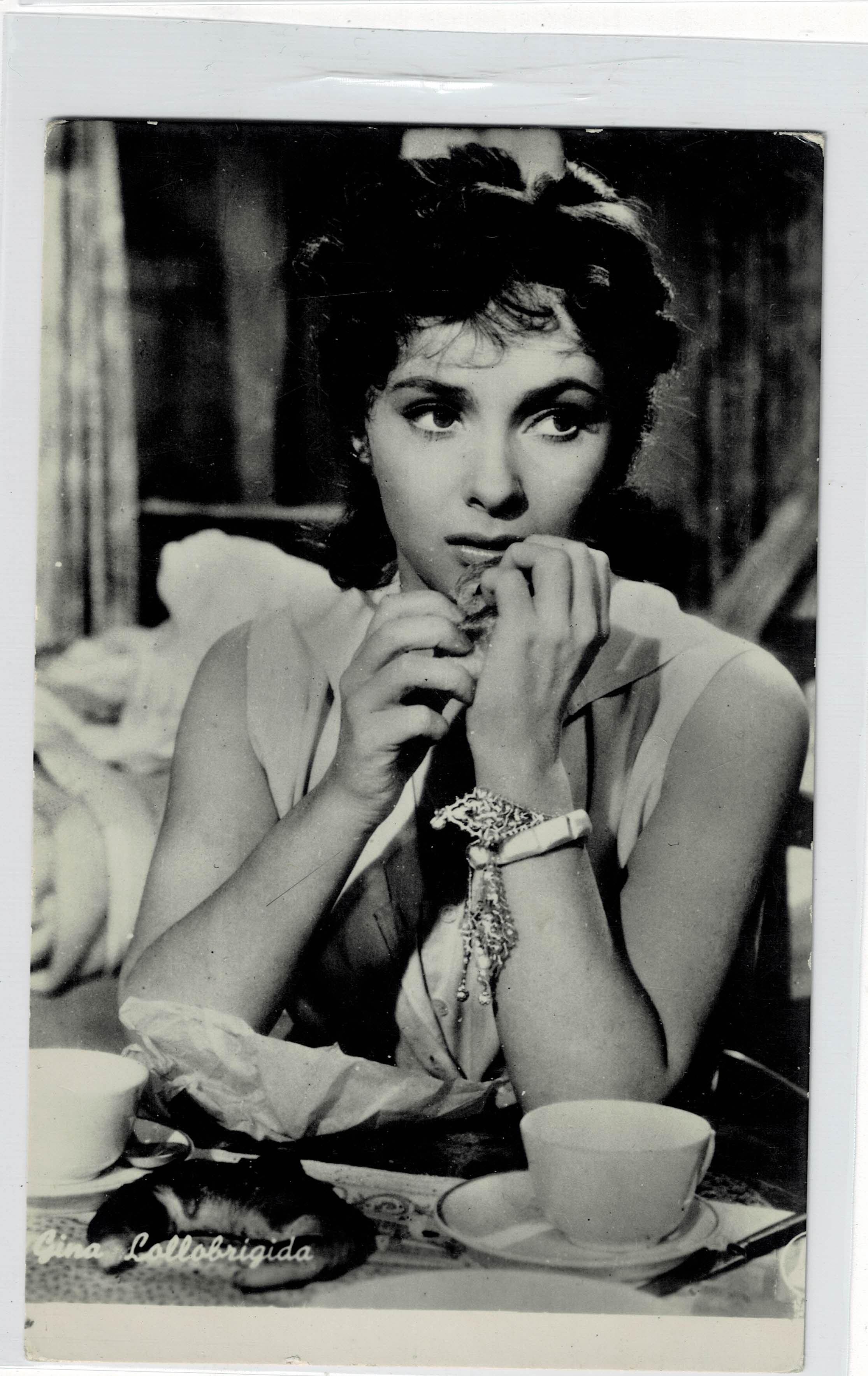 POSTAL DE CINE: DE GINA LOLLOBRIGIDA