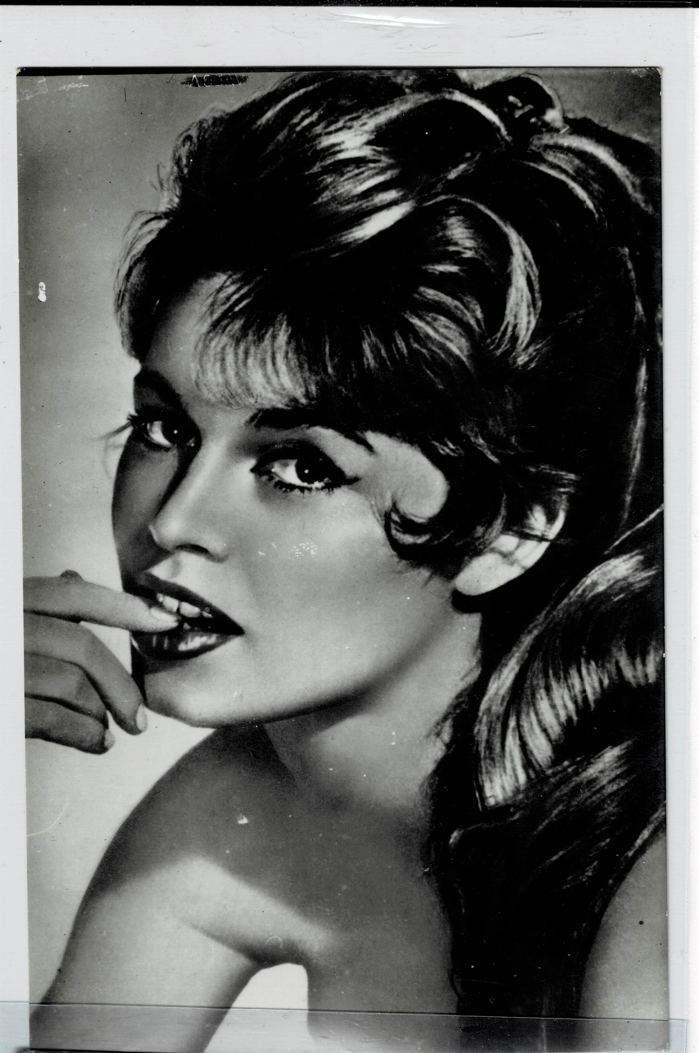 POSTAL DE CINE Nº 200: DE BRIGITTE BARDOT