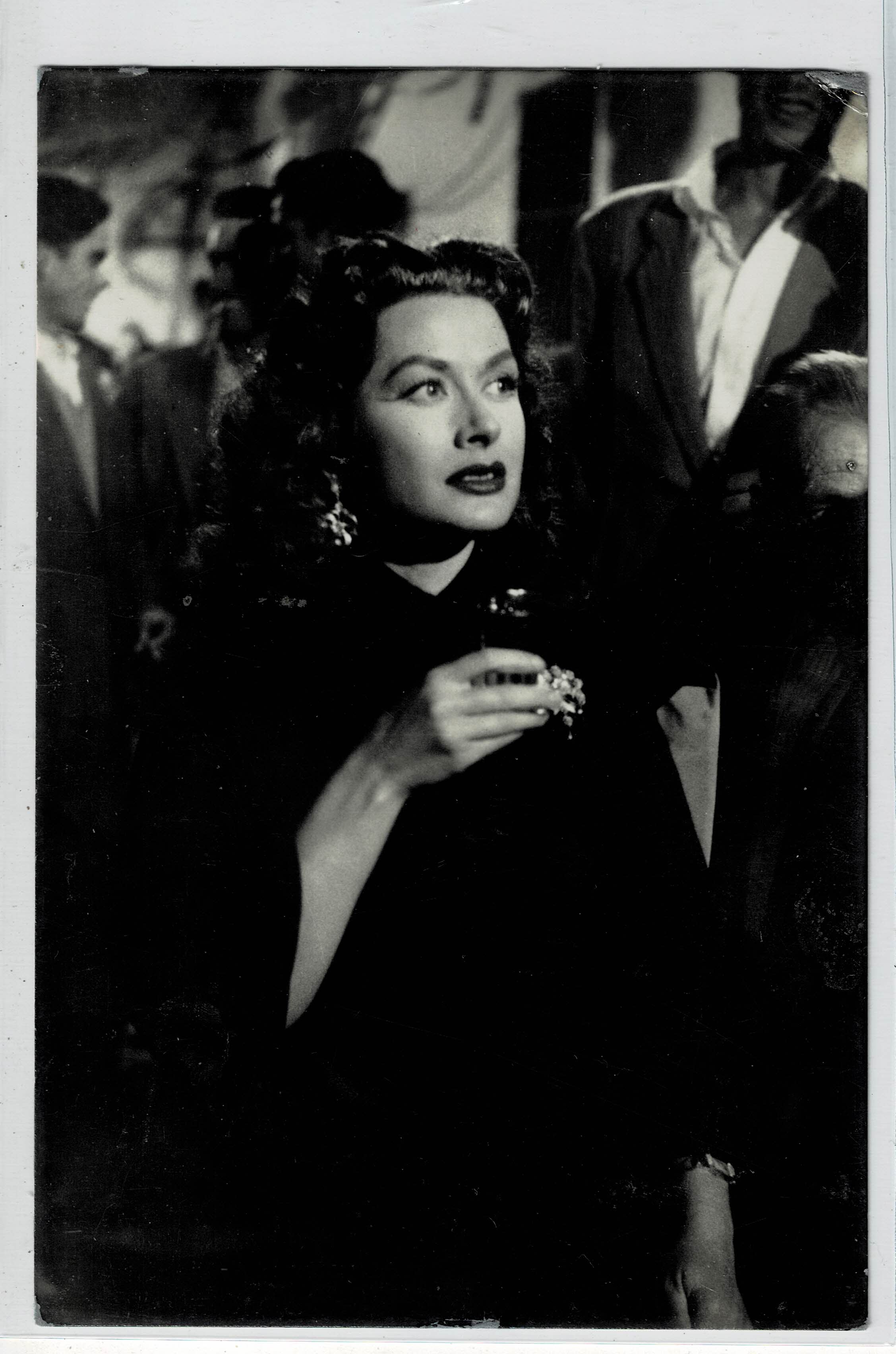 POSTAL DE CINE Nº 2607: DE LAURA HIDALGO