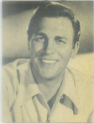 POSTAL DE CINE: HOWARD KEEL Nº 33