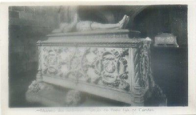 POSTAL DE LISBOA. MOASTEIRO DOS JERONIMO. TUMULO DO POESTA LUIS CAMOES