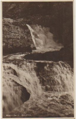 POSTAL DE INGLATERRA. BAZLEY FALLS. INGLETON