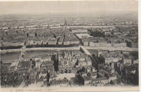 POSTAL DE FRANCIA. 3 LYON. VUE GÉNERALE