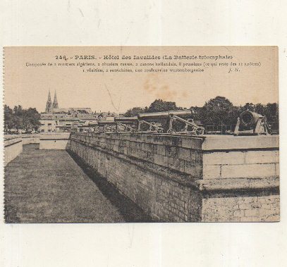 POSTAL DE FRANCIA. PARIS. HOTEL DES INVALIDES. LA BATTERIE