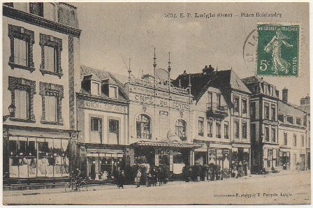 POSTAL DE E.P. FRANCIA. LAIGLE (ORNE). PLACE BOISLANDRY
