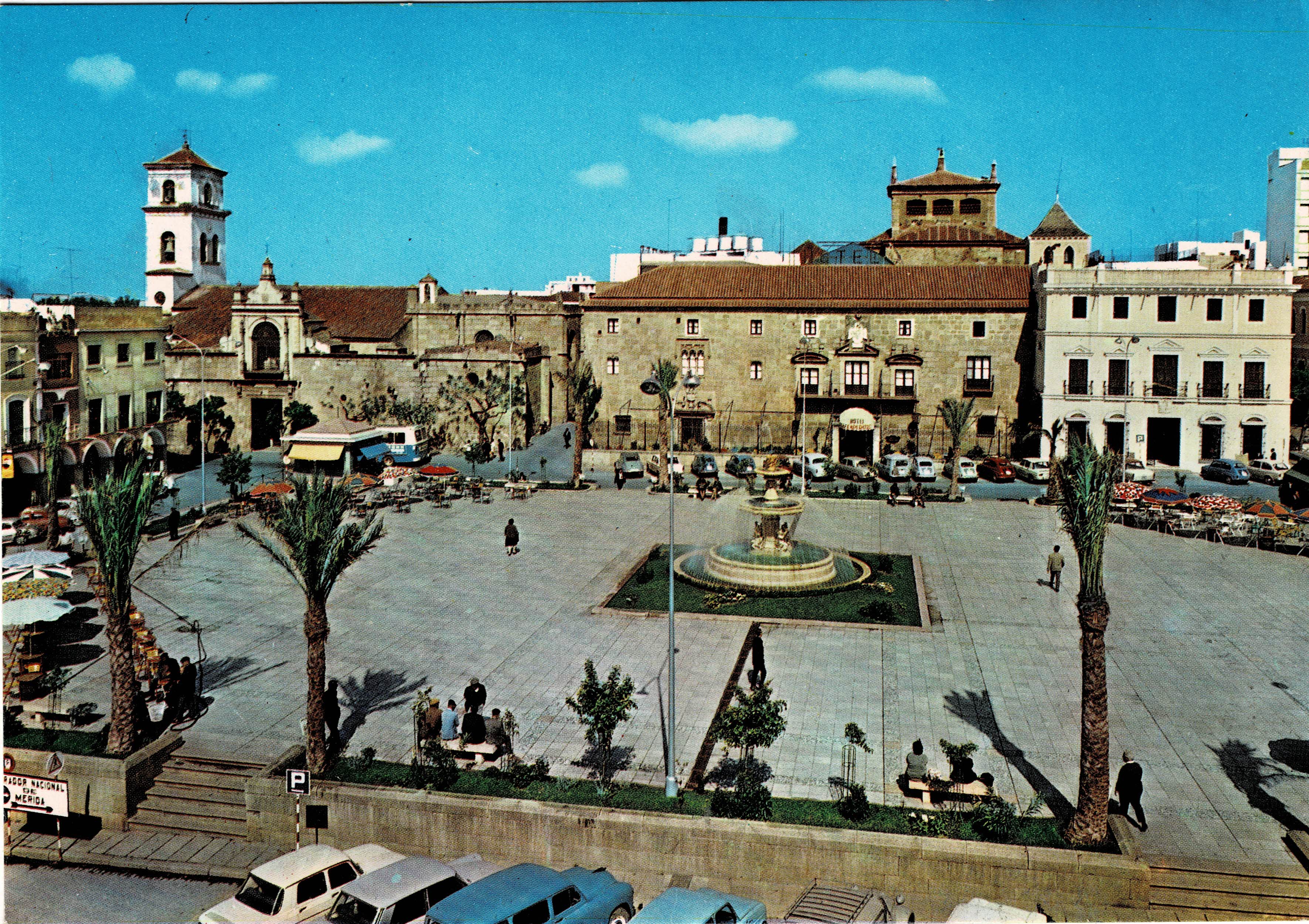 POSTAL MODERNA DE EXTREMADURA. MERIDA. PLAZA DE ESPAÑA