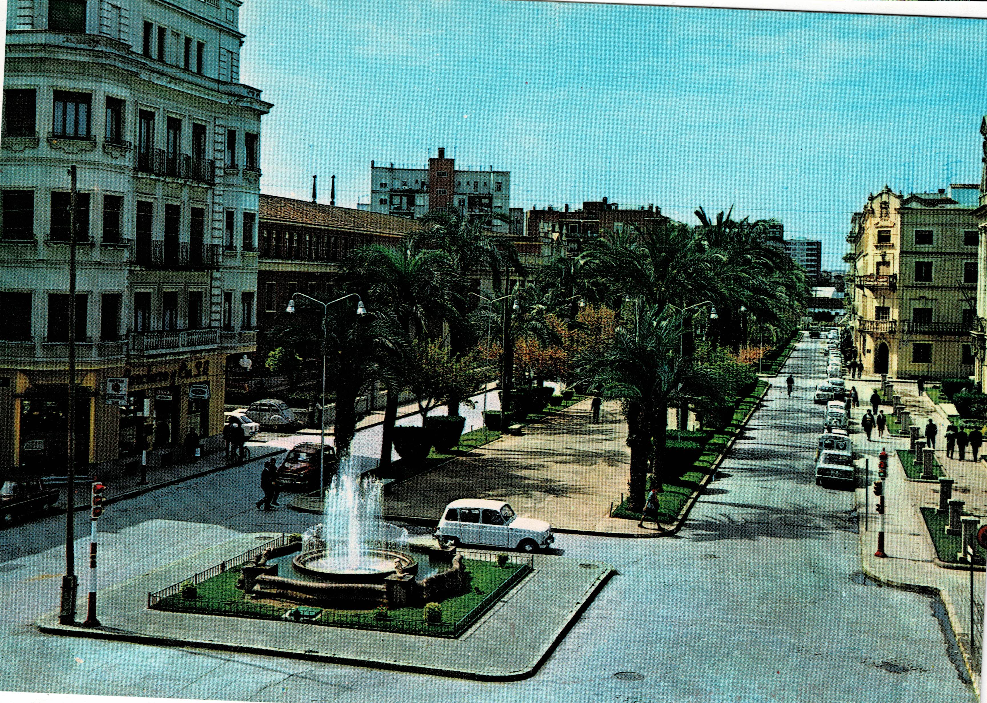POSTAL MODERNA DE EXTREMADURA. BADAJOZ. AVENIDA DEL GENERAL VARELA