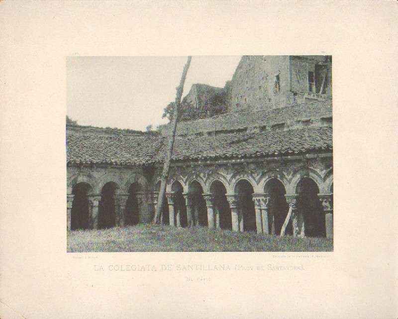 FOTOTIPIA DE EL COLEGIATA DE SANTILLANA (SANTANDER). EL PATIO. AÑO 1893.