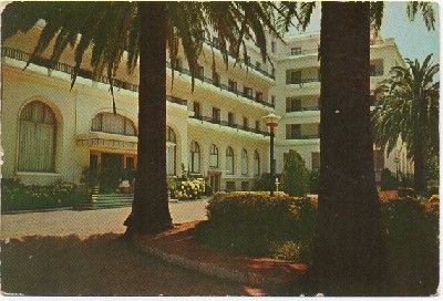 POSTAL DE PONTEVEDRA. LA TOJA. ENTRADA AL GRAN HOTEL