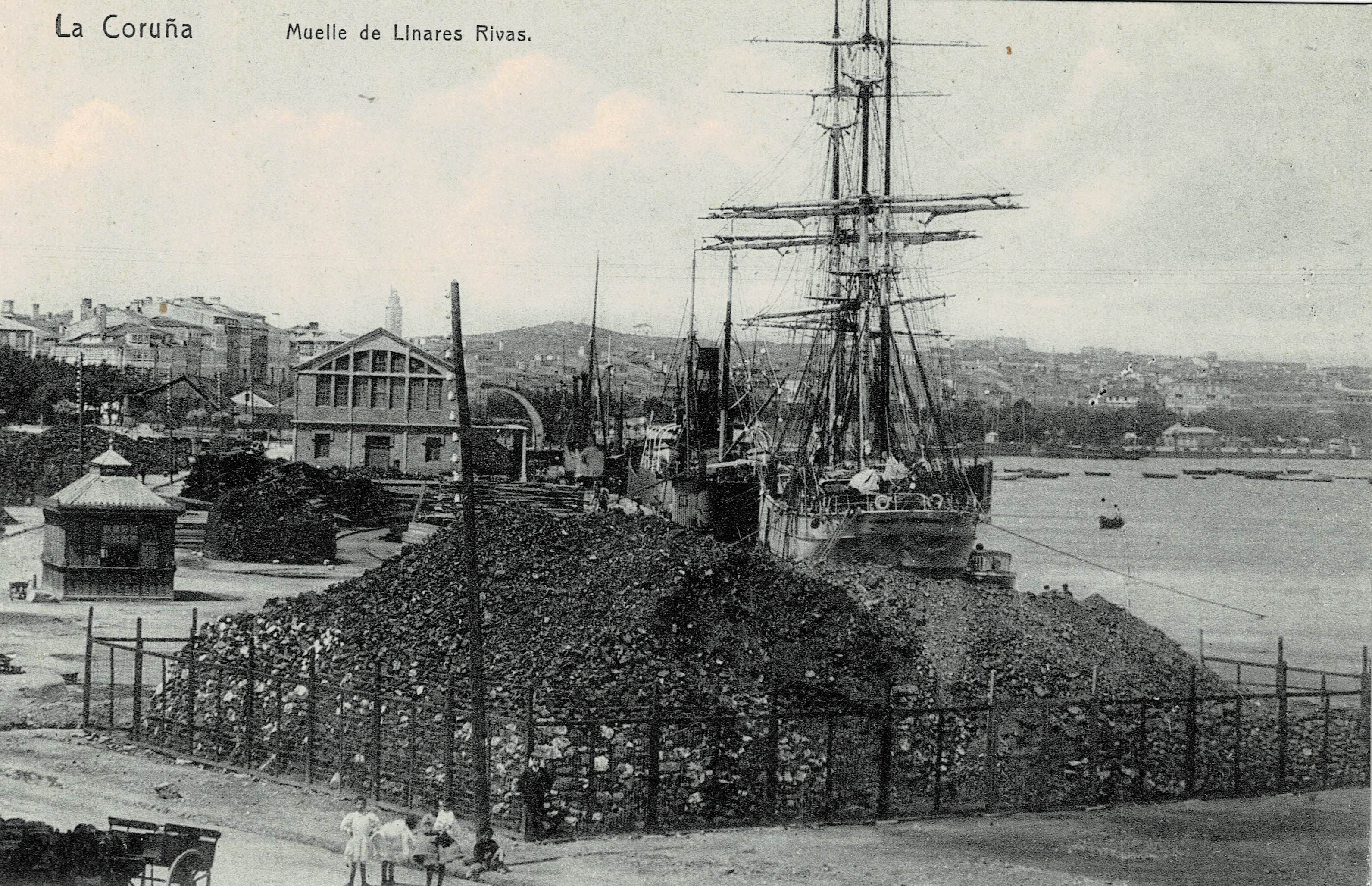 POSTAL DE LA CORUÑA. MUELLE DE LINARES RIVAS