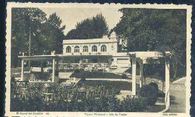 POSTAL DE CORUÑA - EL FERROL DEL CAUDILLO PARQUE MUNICIPAL Y SALA DE FIESTA Nº 48