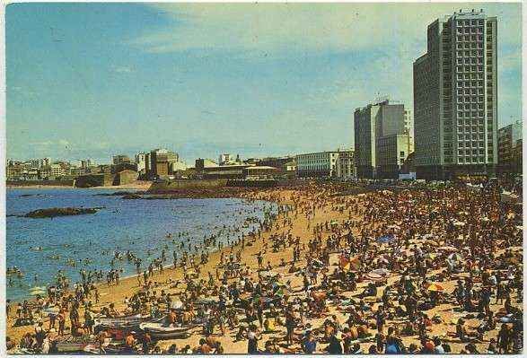 POSTAL DE LA CORUÑA. PLAYA DE RIAZOR Nº 23