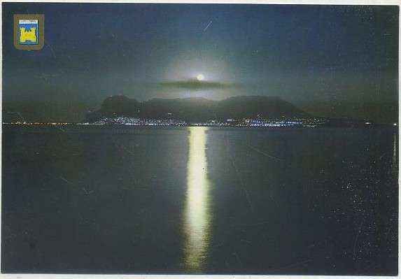 POSTAL DE GIBRALTAR. VISTA NOCTURNA DEL PEÑON Nº 22