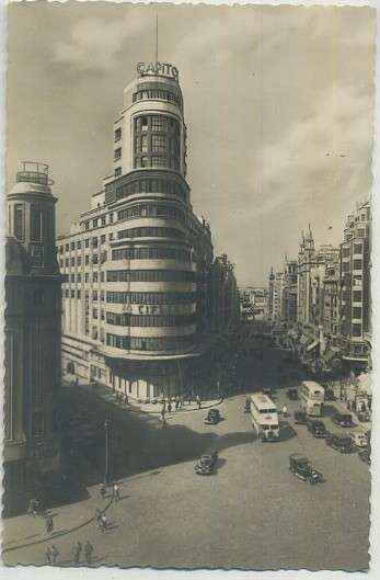 POSTAL DE MADRID: GRAN VIA. CAPITOL