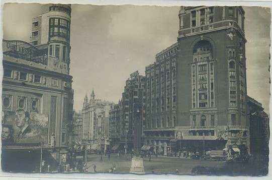 POSTAL DE MADRID: PALACIO DE LA PRENSA Y AVDA. JOSE ANTONIO Nº 28