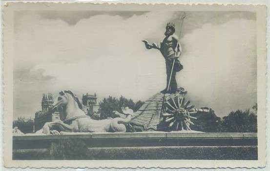 POSTAL DE MADRID: FUENTE DE NEPTUNO Nº 42