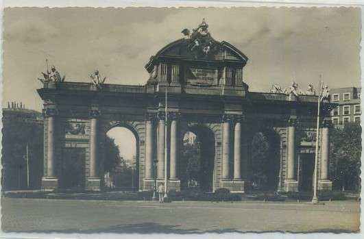 POSTAL DE MADRID: PUERTA DE ALCALA Nº 17