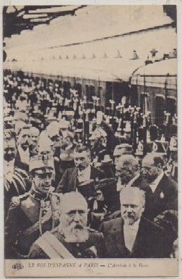 POSTAL MILITAR. S.M. D. ALPHONSE Xlll A PARIS. ARRIVE A LA GARE