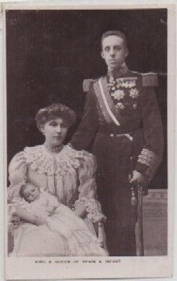 POSTAL DE KING & QUEEN OF SPAIN & INFANT