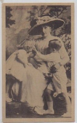 POSTAL DE LA REINA VECTORIA, EL PRINCIPE DE ASTURIAS Y MARIA CRISTINA