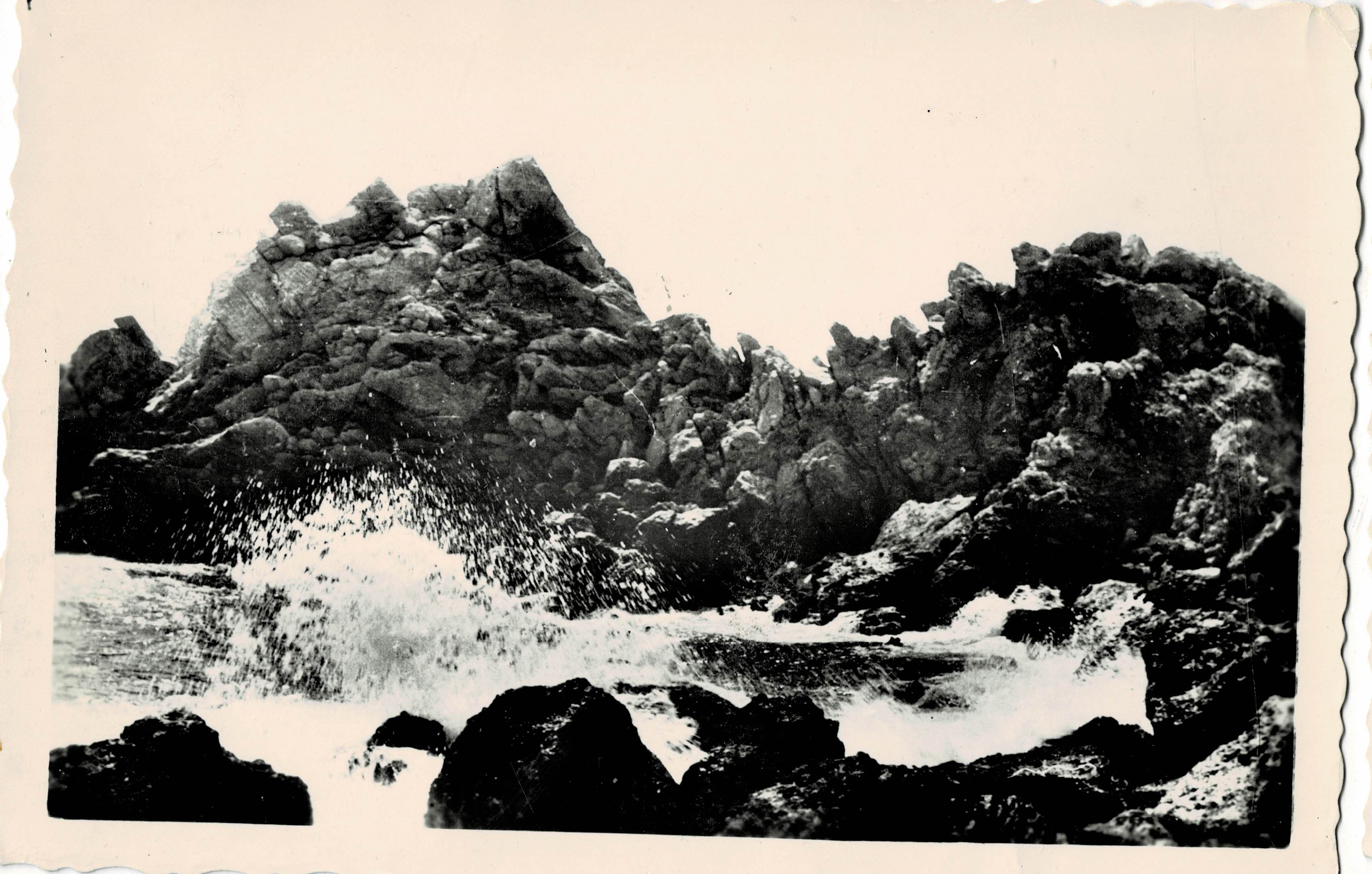 POSTAL MODERNA DE MURCIA. AGUILAS ROCAS DE LA ESPUMA