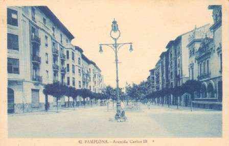 POSTAL ANTIGUA DE PAMPLONA. Nº 42. AVENIDA CARLOS III.