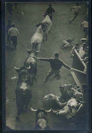POSTAL DE PAMPLONA Nº 38 ENCIERRO DE LOS TOROS