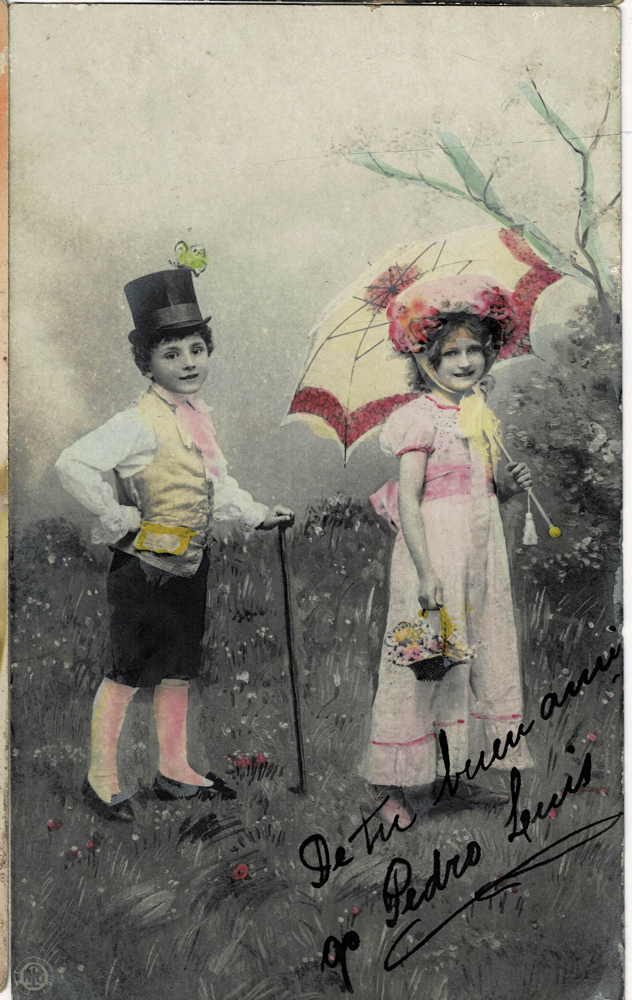 POSTAL NIÑOS EN JARDÍN.