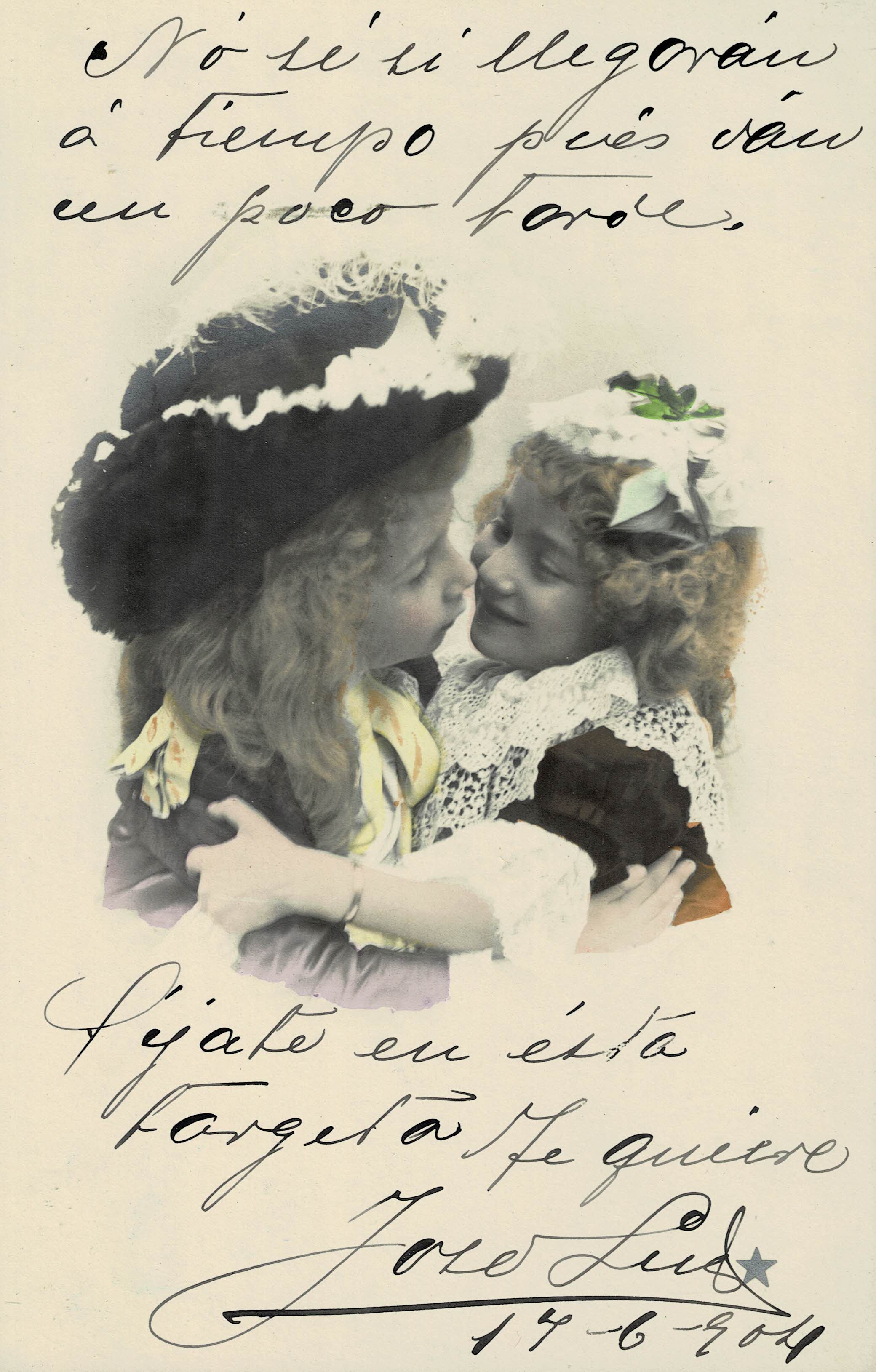 POSTAL NIÑAS ABRAZO.
