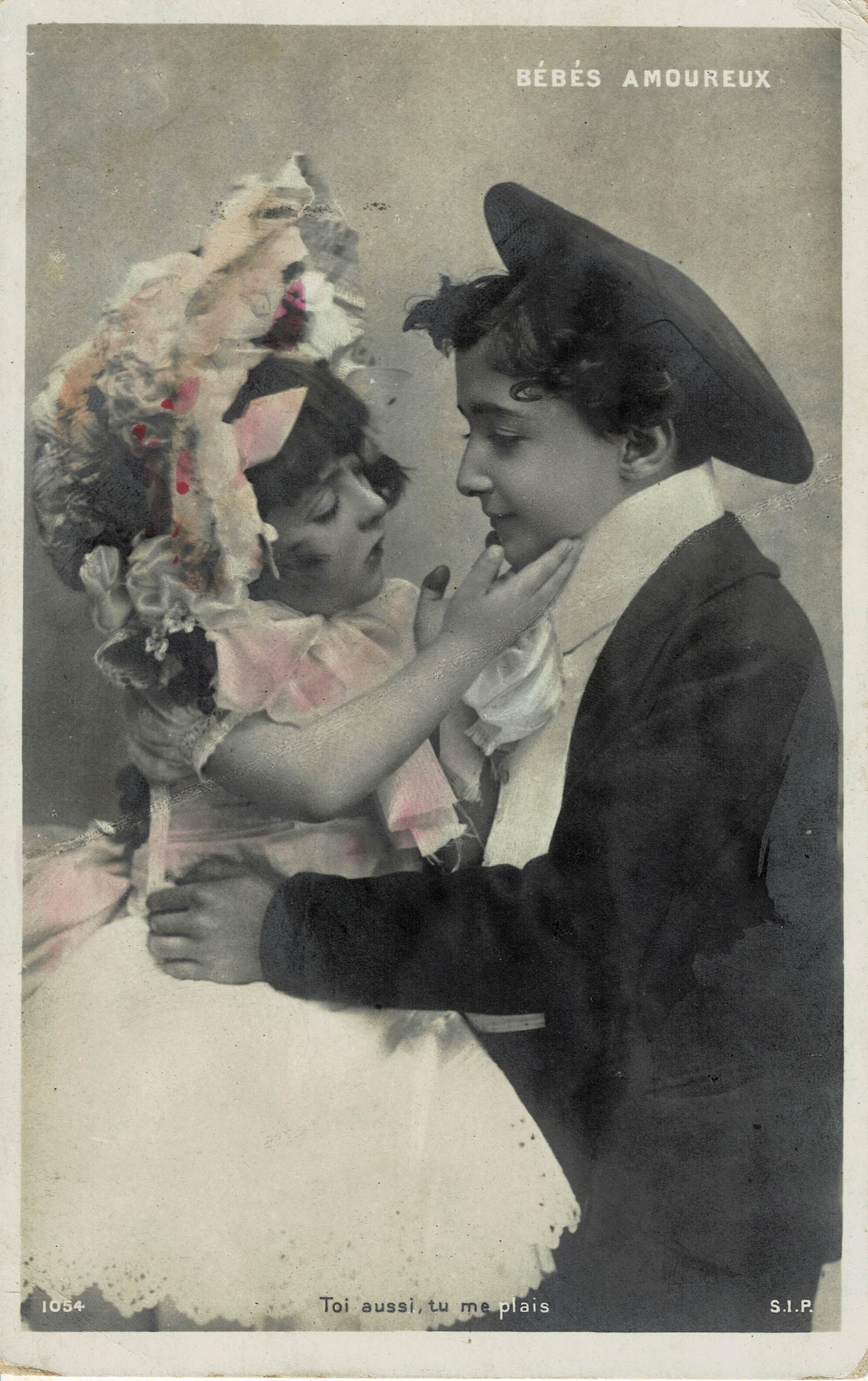 POSTAL NIÑOS ABRAZADOS.