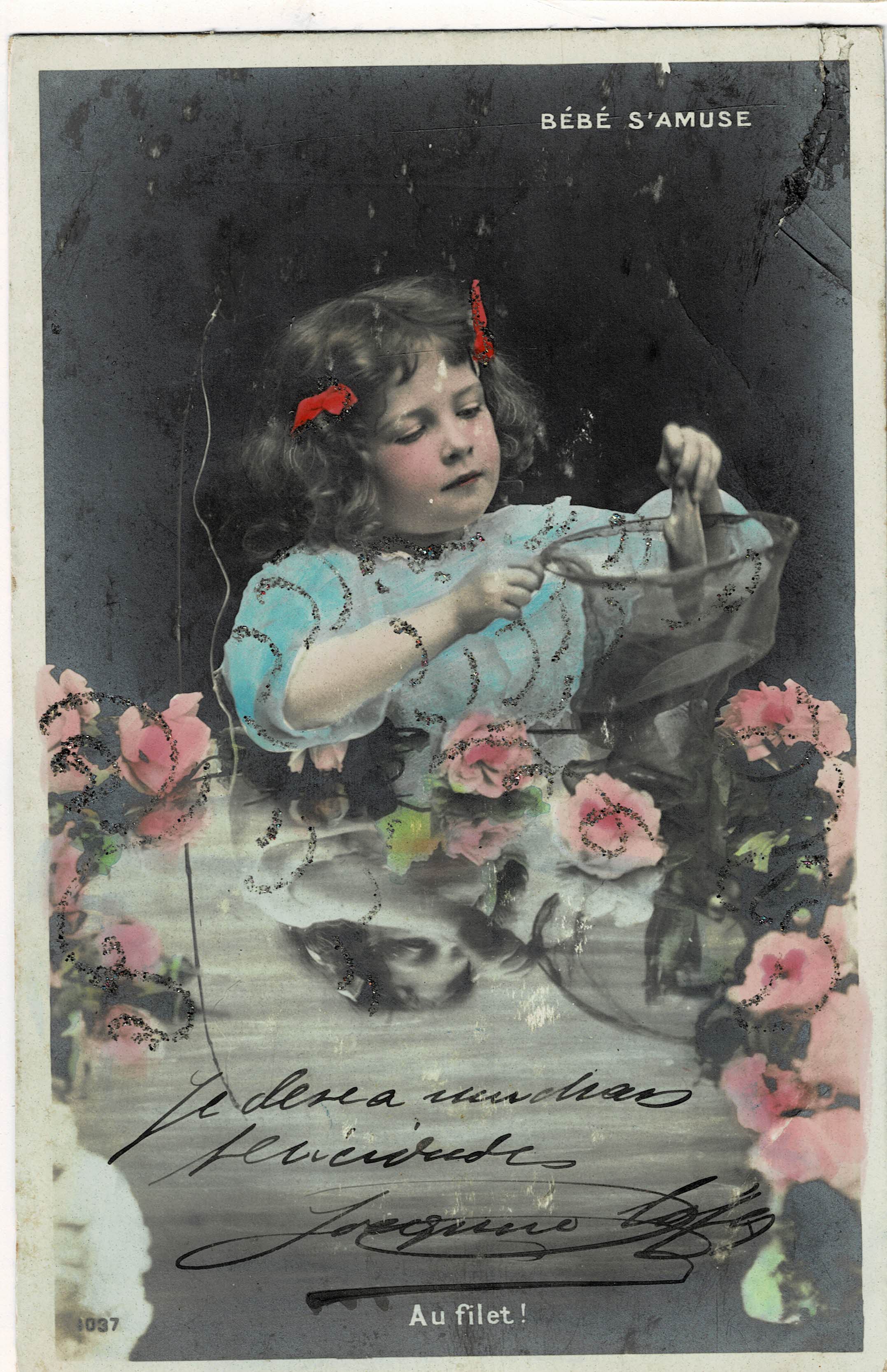POSTAL NIÑA CON FLORES.