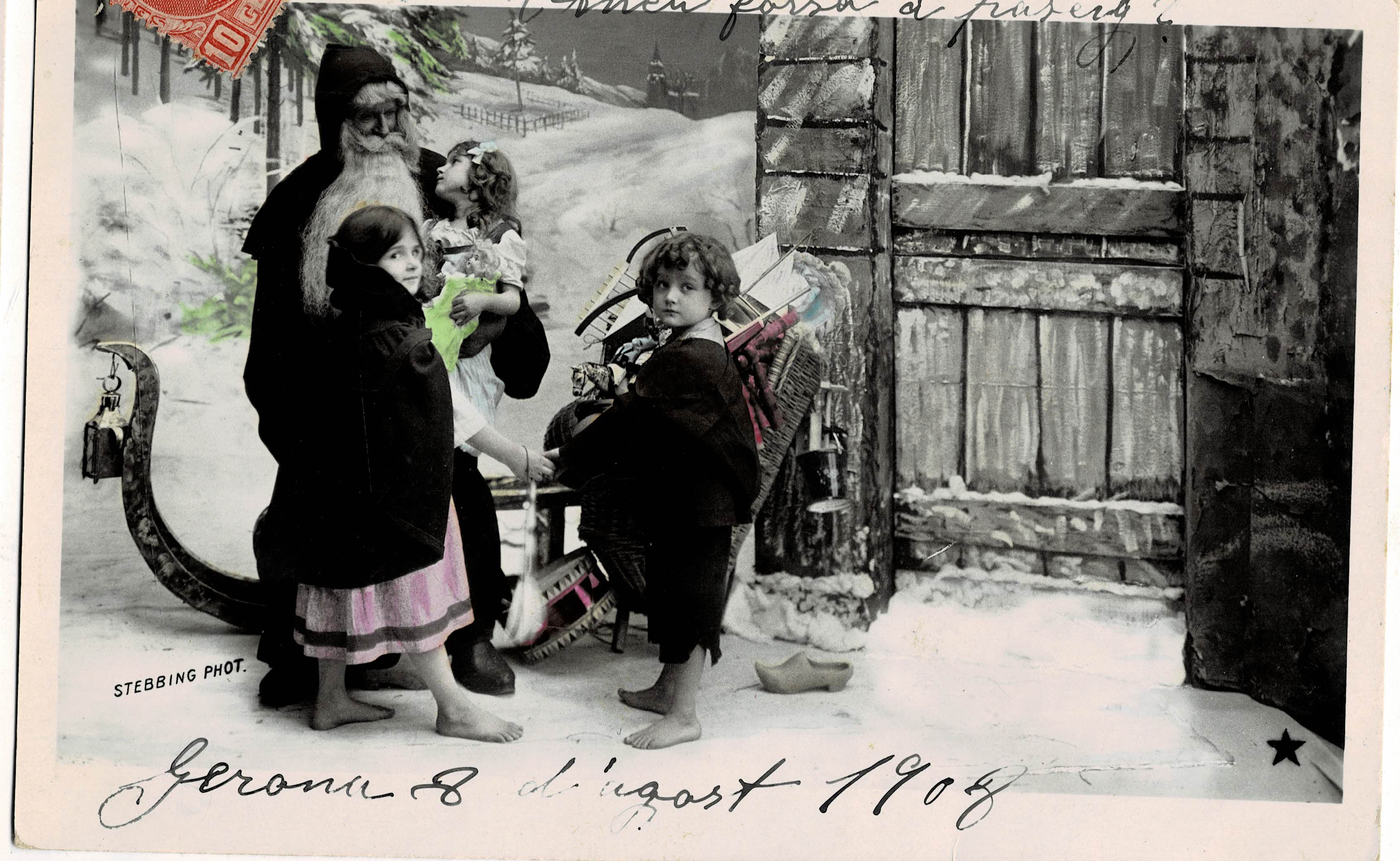 POSTAL NAVIDEÑA NIÑOS CON PAPA NOEL.