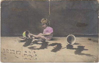 POSTAL DE NIÑOS. JUGANDO