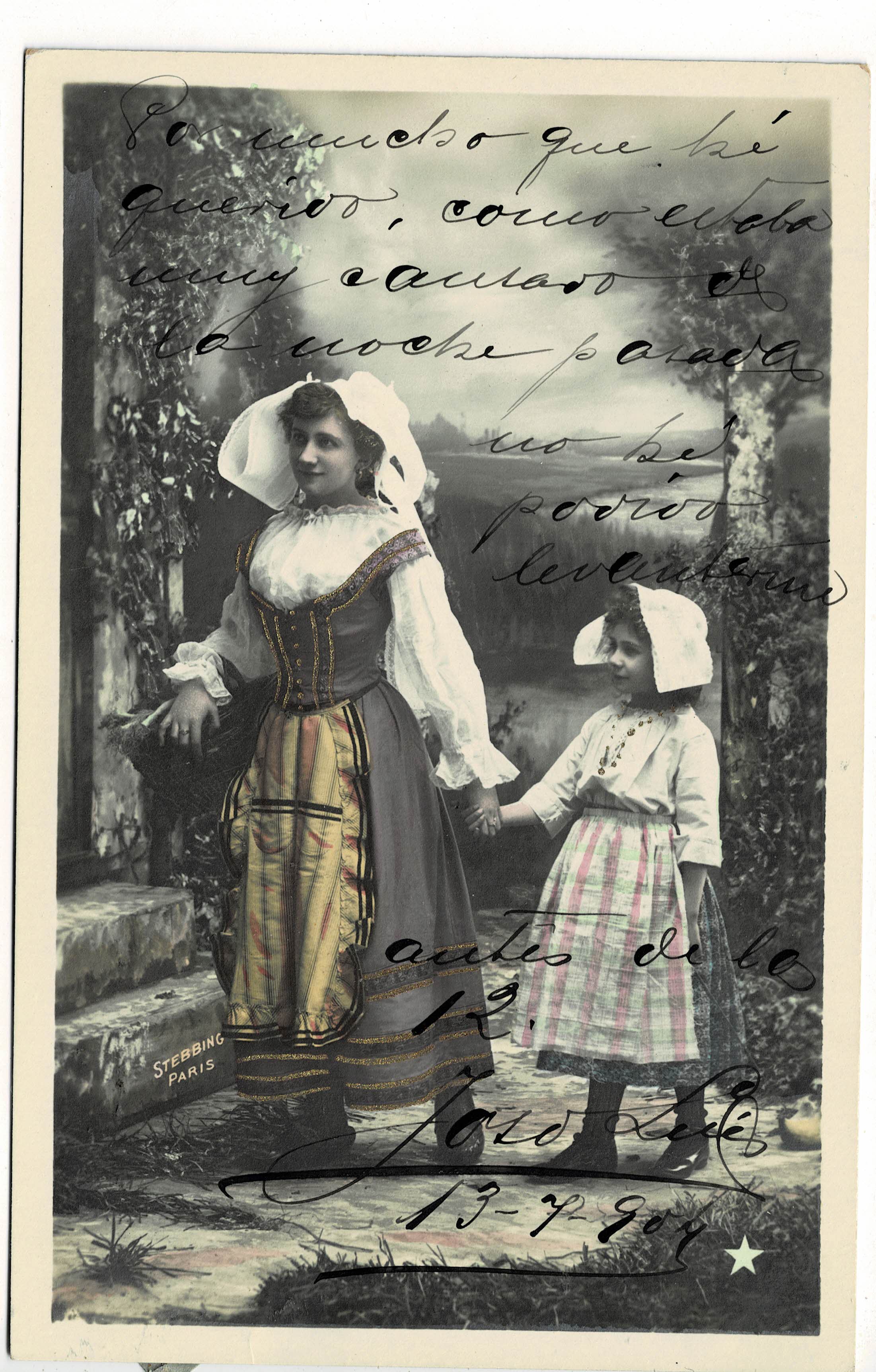 POSTAL DE NIÑA Y MUJER.