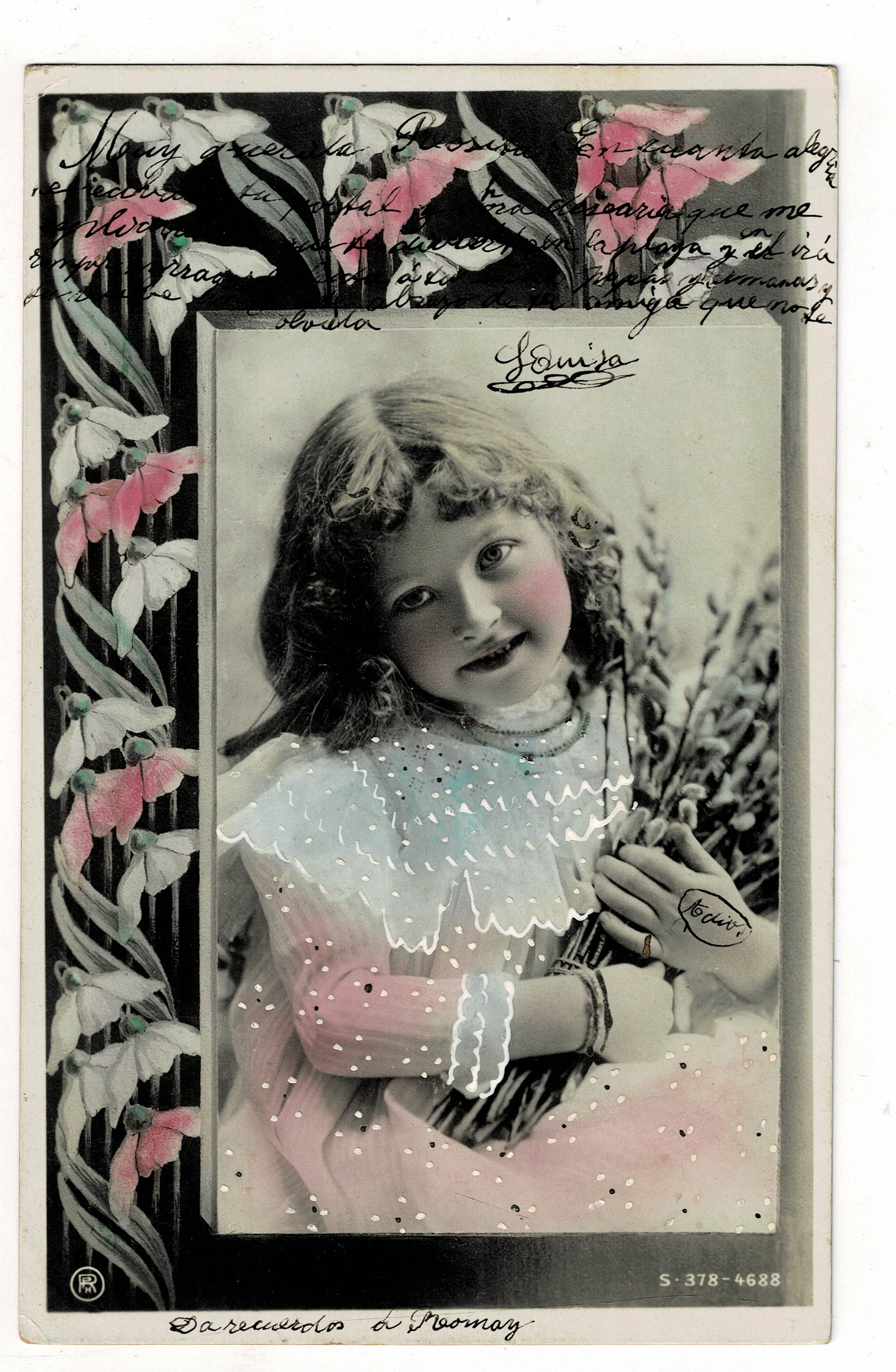 POSTAL DE NIÑOS. NIÑA CON FLORES.