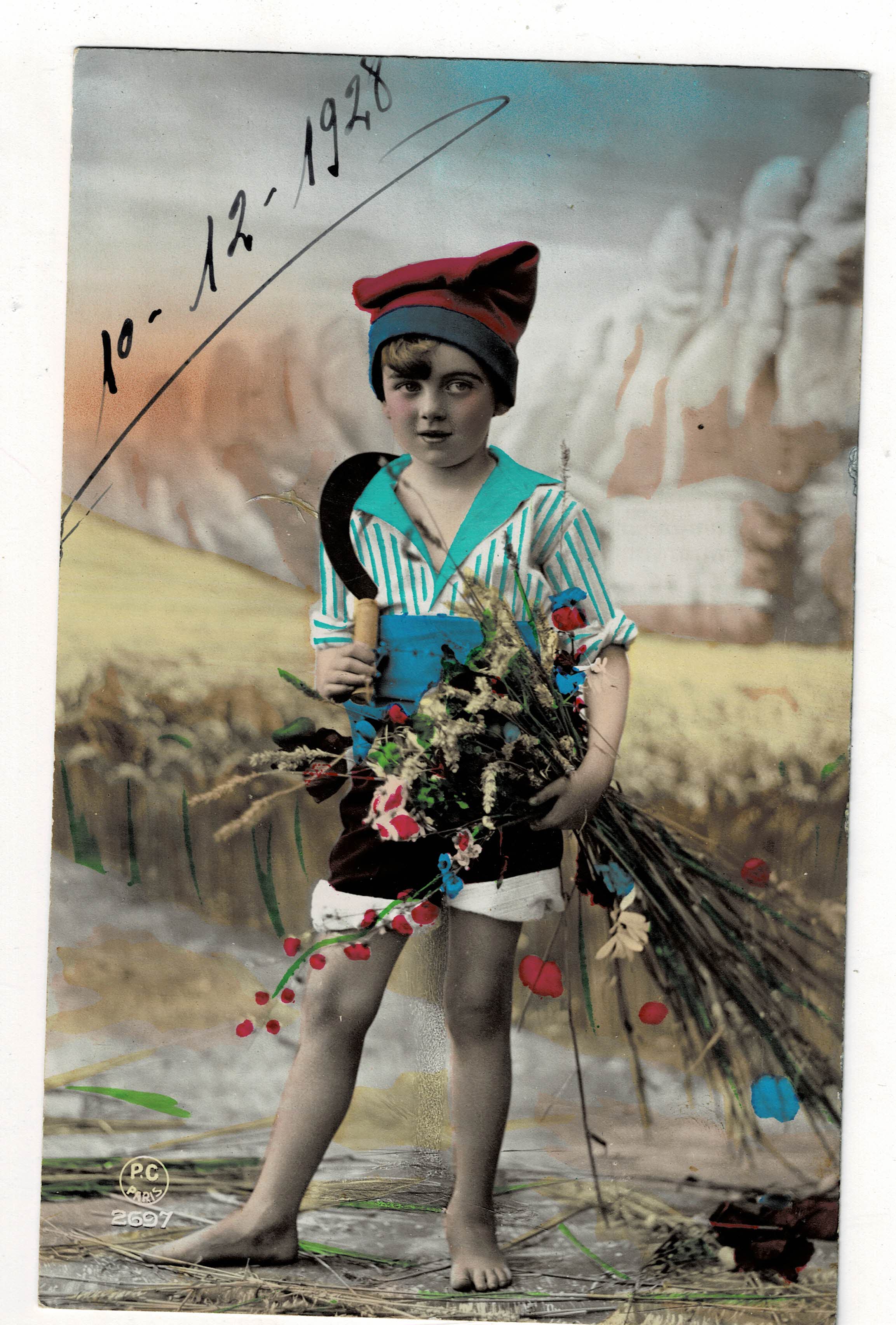 POSTAL DE NIÑOS. NIÑO CON FLORES.