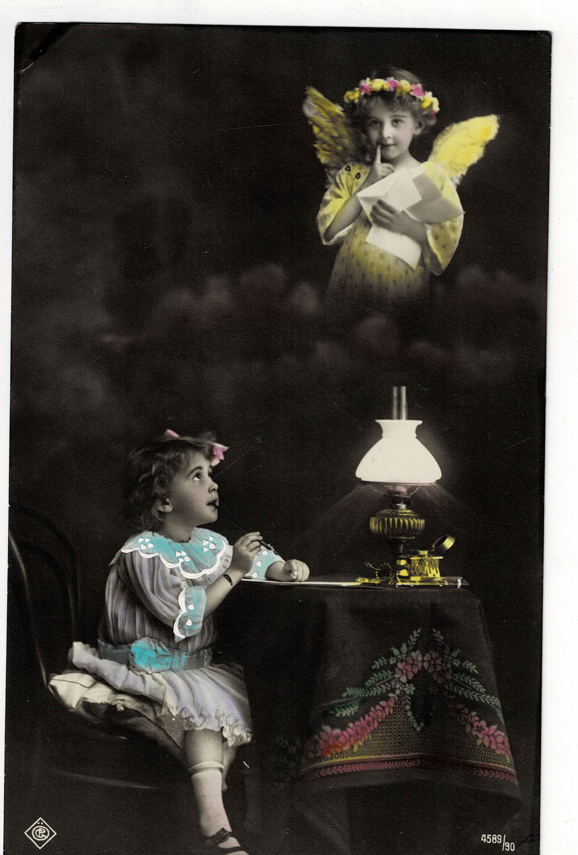 POSTAL DE NIÑOS. NIÑAS Y ANGEL.