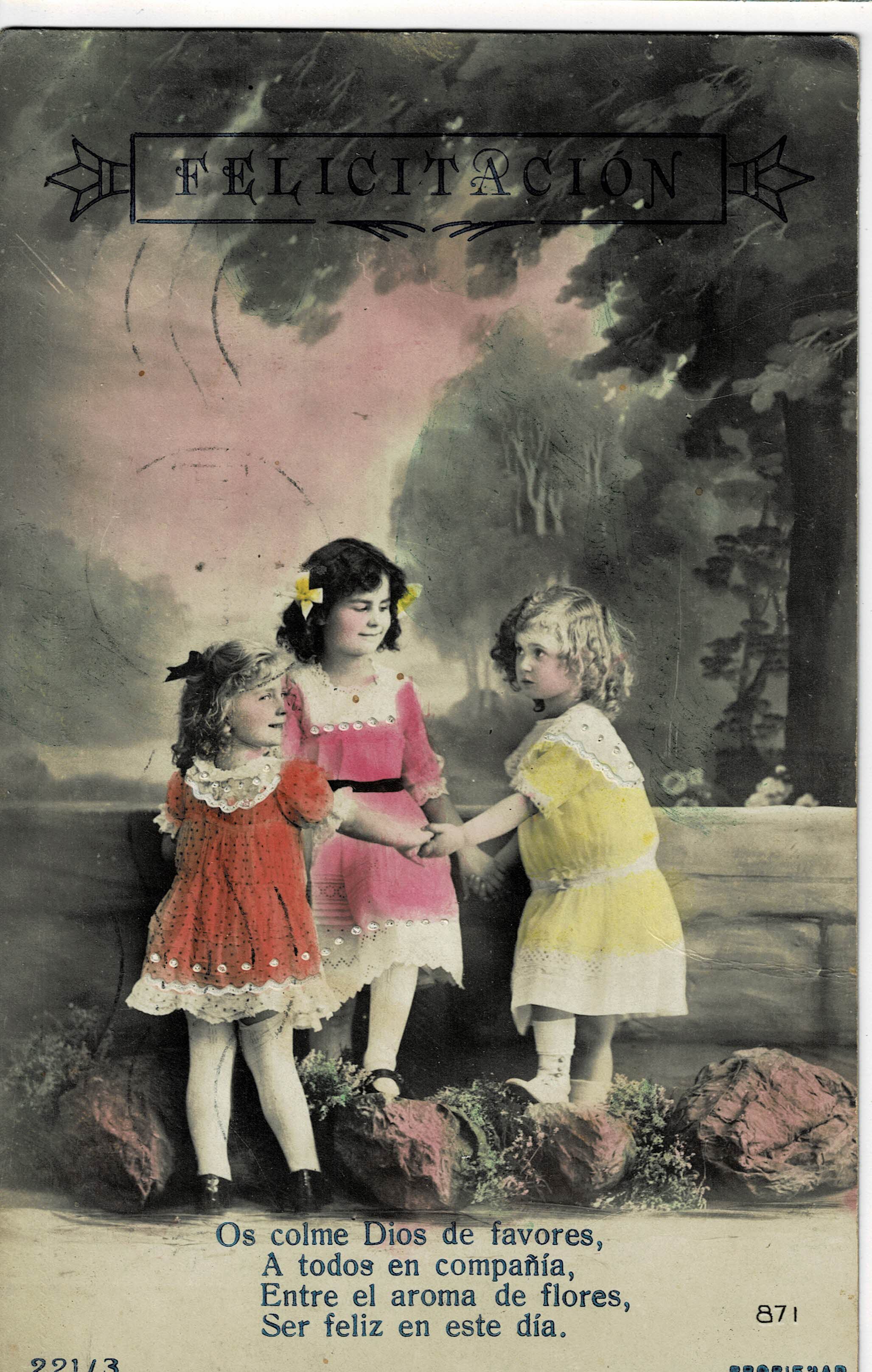 POSTAL DE NIÑOS. NIÑAS JUGANDO.