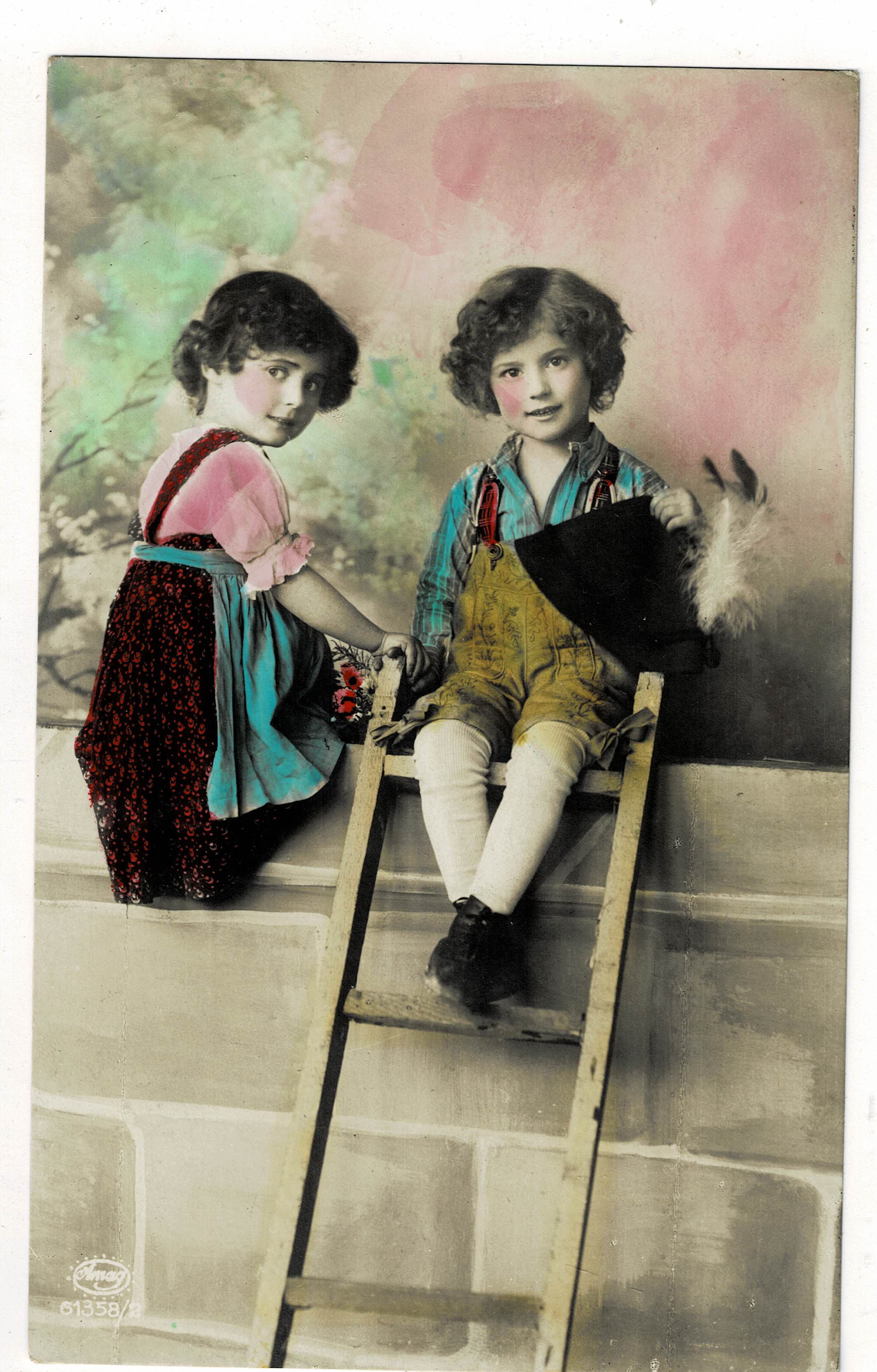 POSTAL DE NIÑOS.