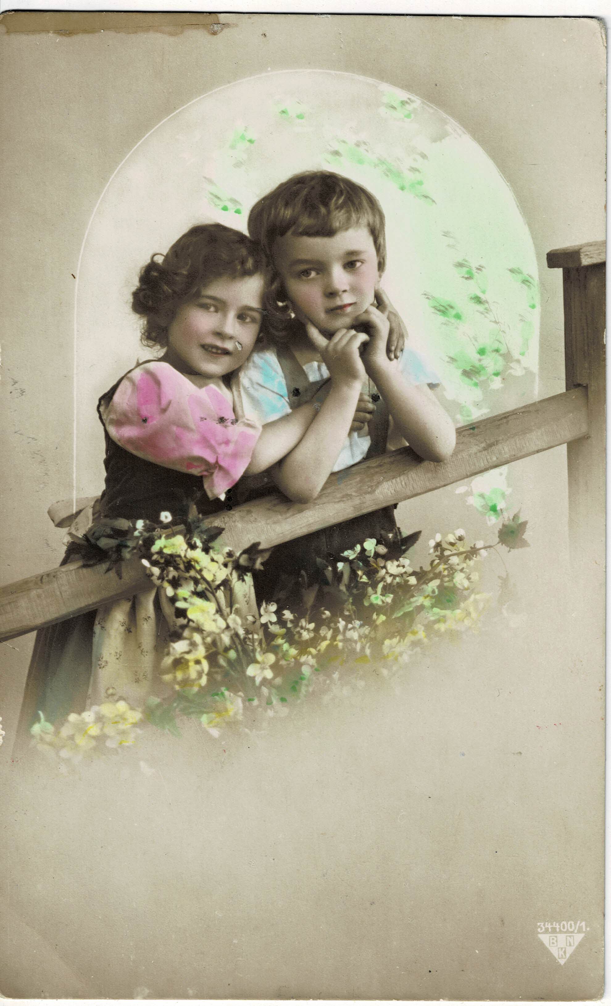 POSTAL DE NIÑOS.